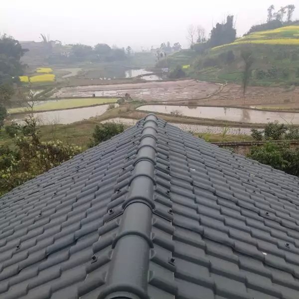 北方和南方樹脂瓦屋頂坡度分別是多少？怎么計算？